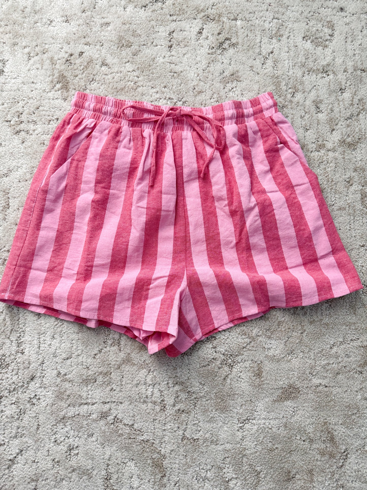 Bubble gum stripe shorts