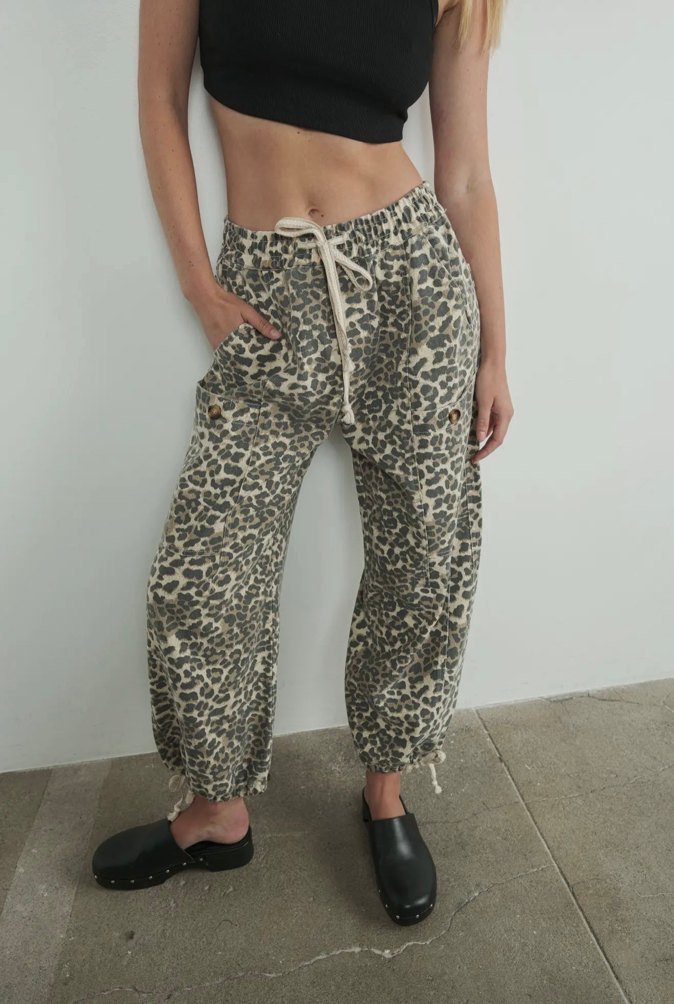 Leopard Print Relaxed Fit Pull On Pants