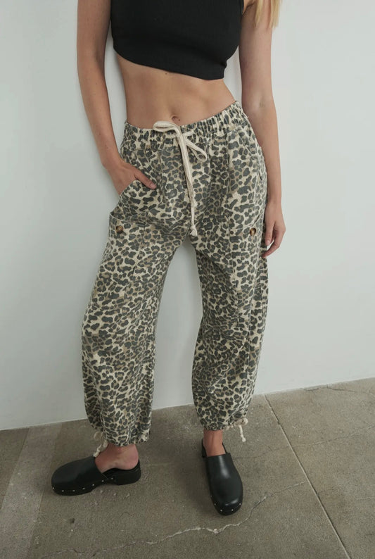 Leopard Print Relaxed Fit Pull On Pants
